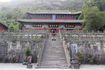 武當山的“無價之寶”,不是道觀里的金殿,卻是香客看走眼的底座