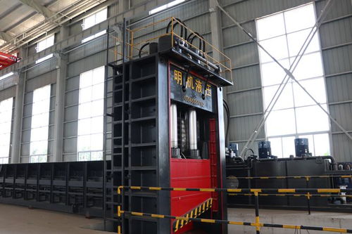 單縣北外環(huán)大型報(bào)廢機(jī)動(dòng)車(chē) 舊家電拆解,廢棄電器電子產(chǎn)品處理廠掠影