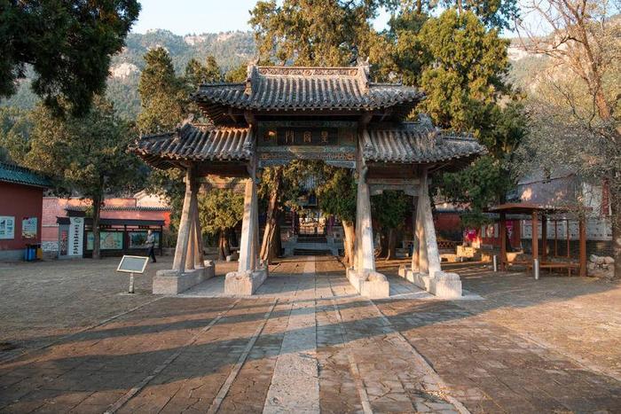 濟南最受皇帝青睞的道觀,神殿祠皇太后,四次被皇帝赦封|玉皇殿|道觀|