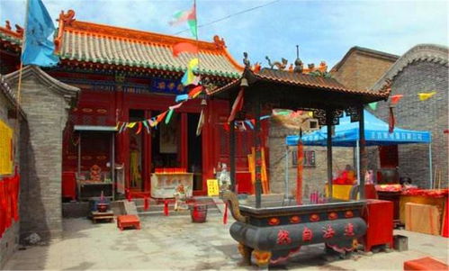 山西破敗道觀,里面有一尊國寶石像被專家發現,16年前被禁止出境